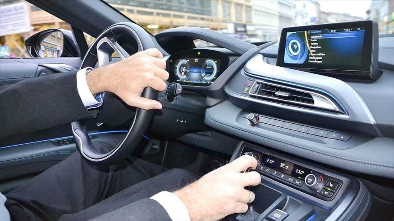 BMW Yangın Riskiyle Sarsıldı, Hangi Modeller Geri Çağrıldı?