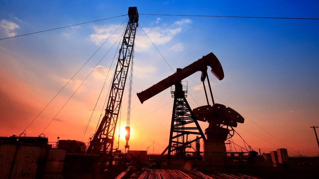 Brent Petrol Fiyatı 71 Doların Üzerinde Seyrediyor