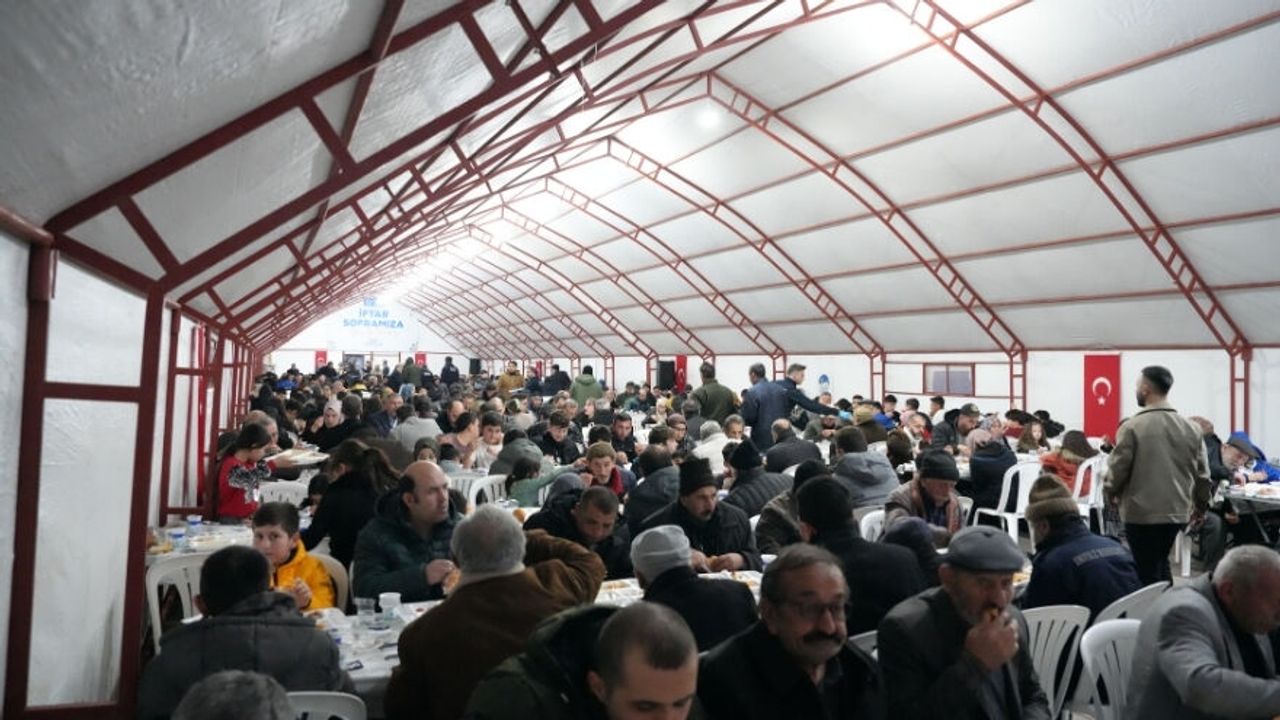 Çubuk'ta ‘Gönül Sofrası’ Kuruldu