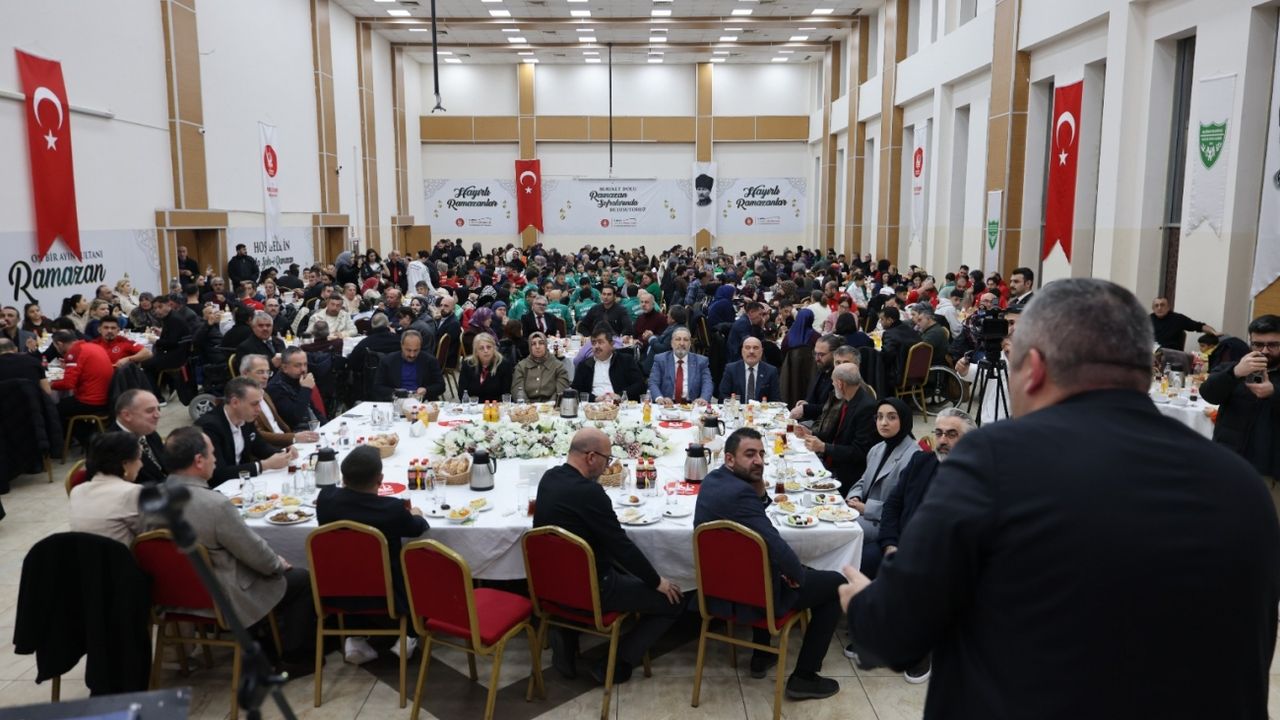 Keçiören Belediyesi'nden Özel Gereksinimli Bireylere ve Sporculara İftar Programı