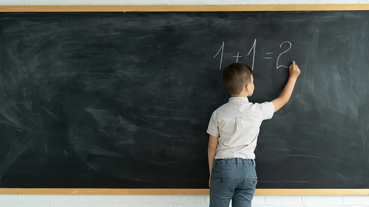 Kara Tahta mı Yoksa Beyaz Tahta mı?