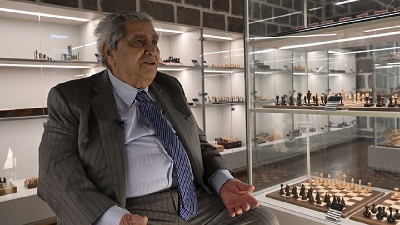 Mansur Yavaş’tan Akın Gökyay için Taziye Mesajı