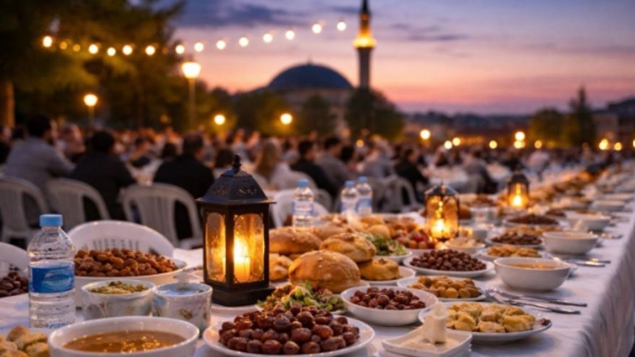 Polatlı’da İftar Programı: Gönül Sofrası Mehmet Akif Mahallesi’nde