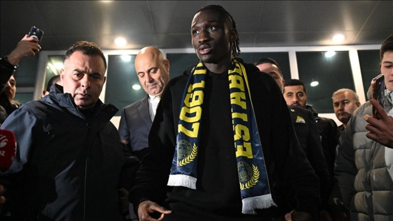 Fenerbahçe, 19 Yaşındaki Sidiki Cherif’i Kadrosuna Kattı