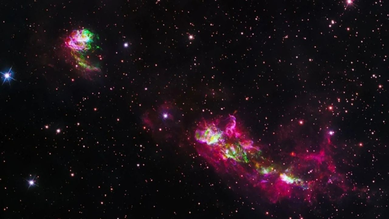 Uzayda Rengarenk Alevlerle Kaplı Gizemli Bulutlar Görüntülendi