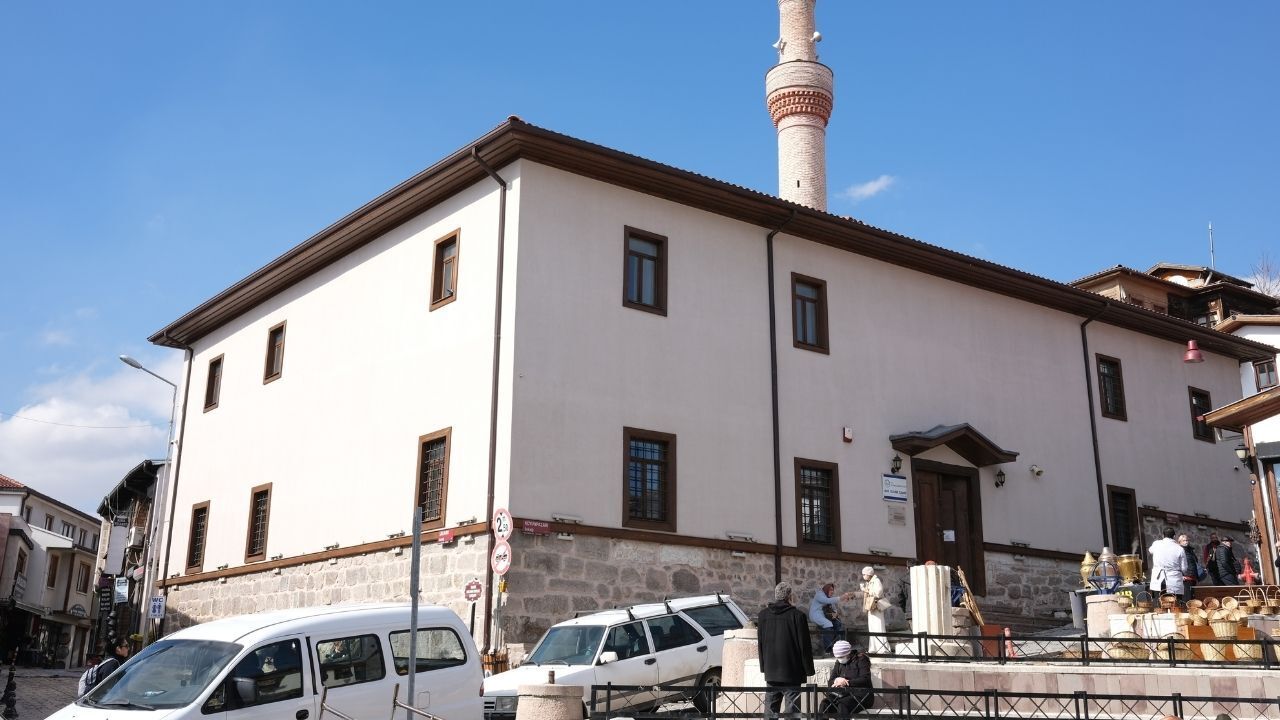 Ankara’nın 700 Yıllık Ahi Elvan Camii Hakkında Her Şey