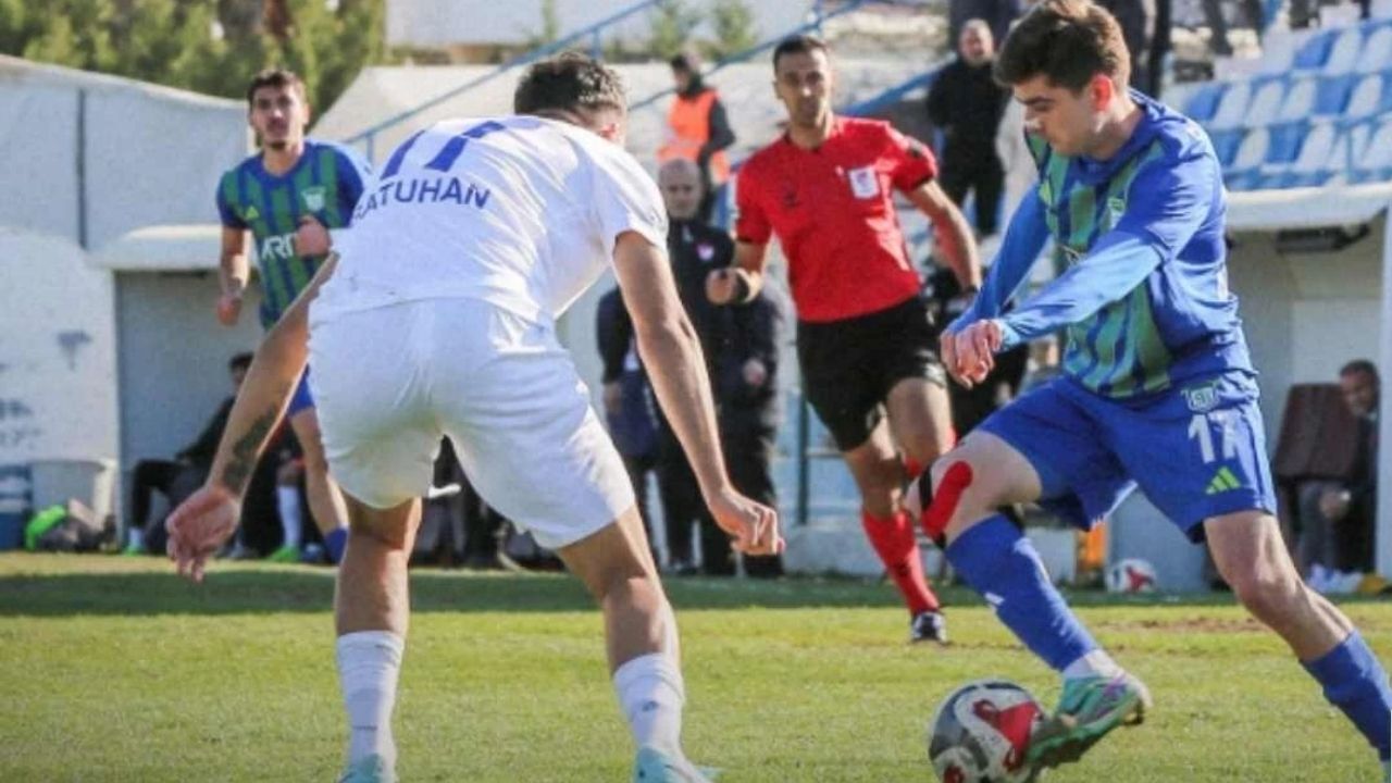 Ankara Demirspor Evinde Hata Yapmadı