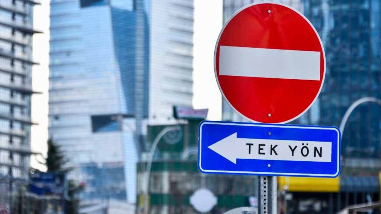 Armada AVM Çevresinde Trafik Akışı Değişti, Tek Yön Uygulaması Başladı