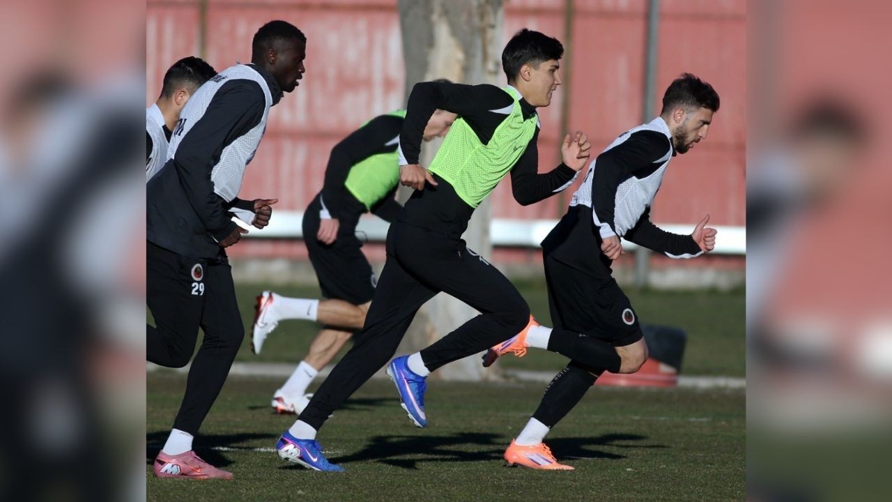 Natura Dünyası Gençlerbirliği'nde Beşiktaş Mesaisi Başladı