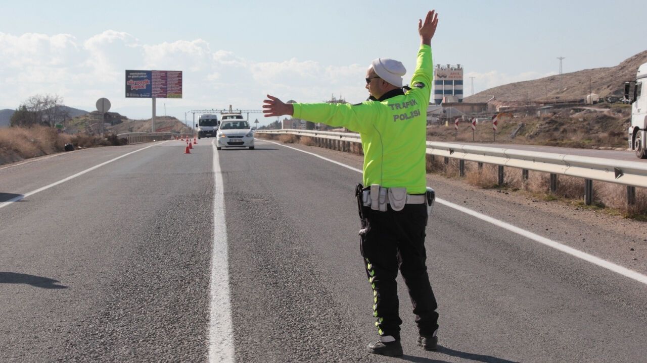 Beypazarı’nda Bayram Öncesi Trafik Denetimleri Sıklaştırıldı