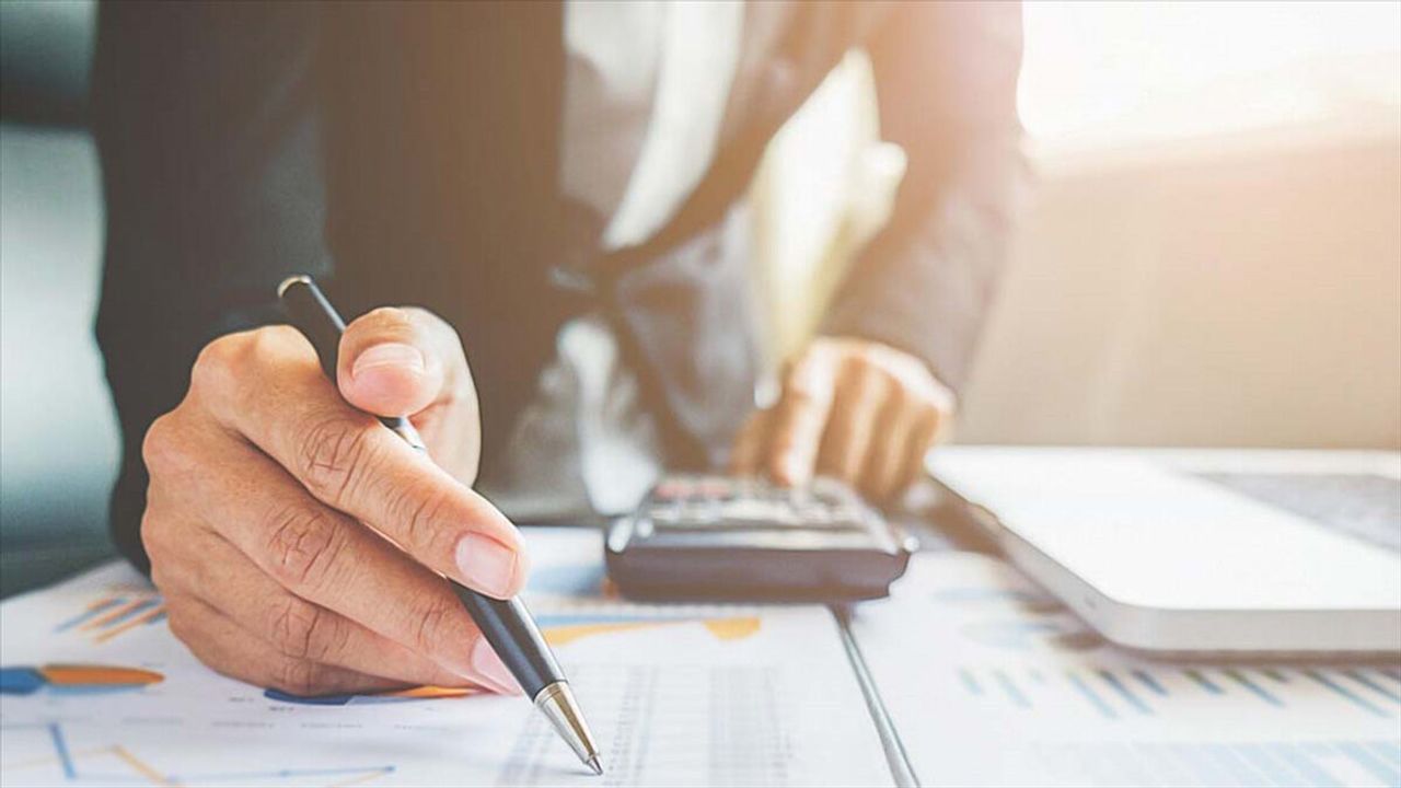 Türkiye’nin 2025 Büyüme Karnesi Açıklanıyor, Ekonomistlerin Tahmini Yüzde 3,7