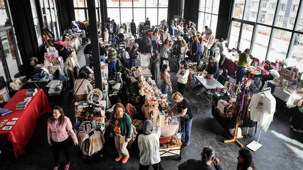 Ankara’nın Yeni Kültür Durağı Esat Hal Tasarım Pazarı, 5 Bin Kişiyi Ağırladı