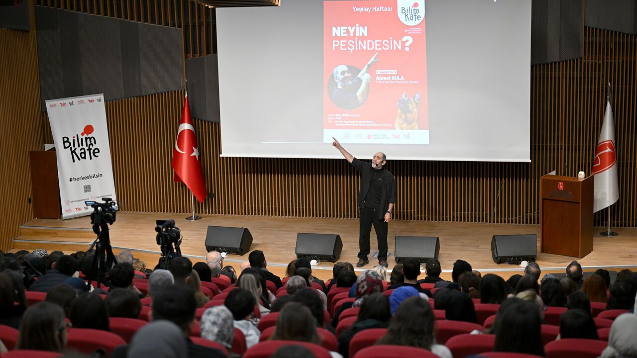 Hacettepe’de "Bilim Kafe" Etkinliği, Gençler "Neyin Peşindesin?" Dedi