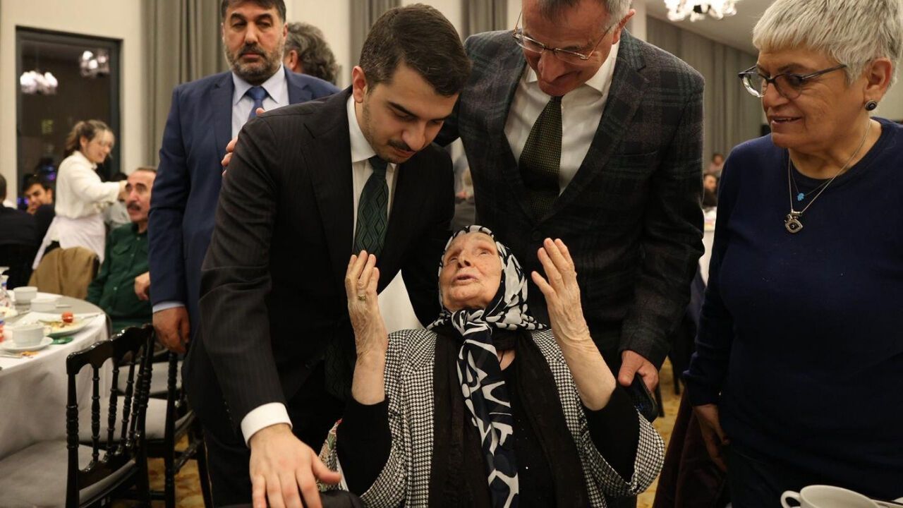 Hüseyin Can Güner Elazığ ve Kahramanmaraşlılarla İftarda Buluştu