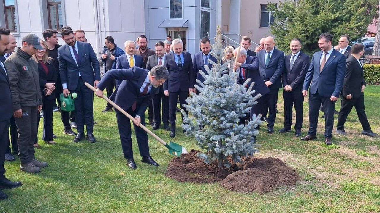 Bakan Yumaklı’dan Gıda Güvenliği ve Gübre Tedariki Mesajı