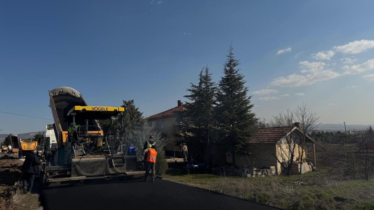 Kahramankazan'da Asfalt Yenileme Çalışmaları