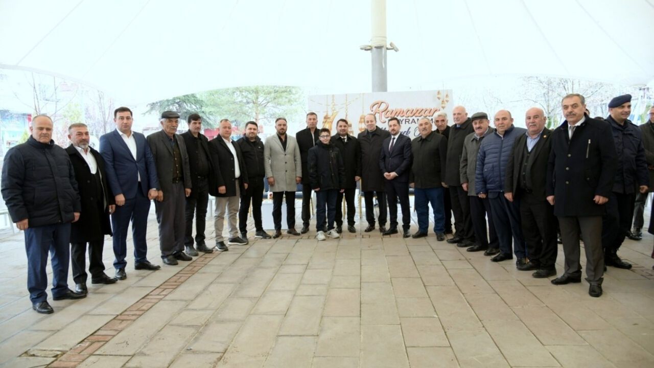 Kahramankazan’da Bayramlaşma Sevinci