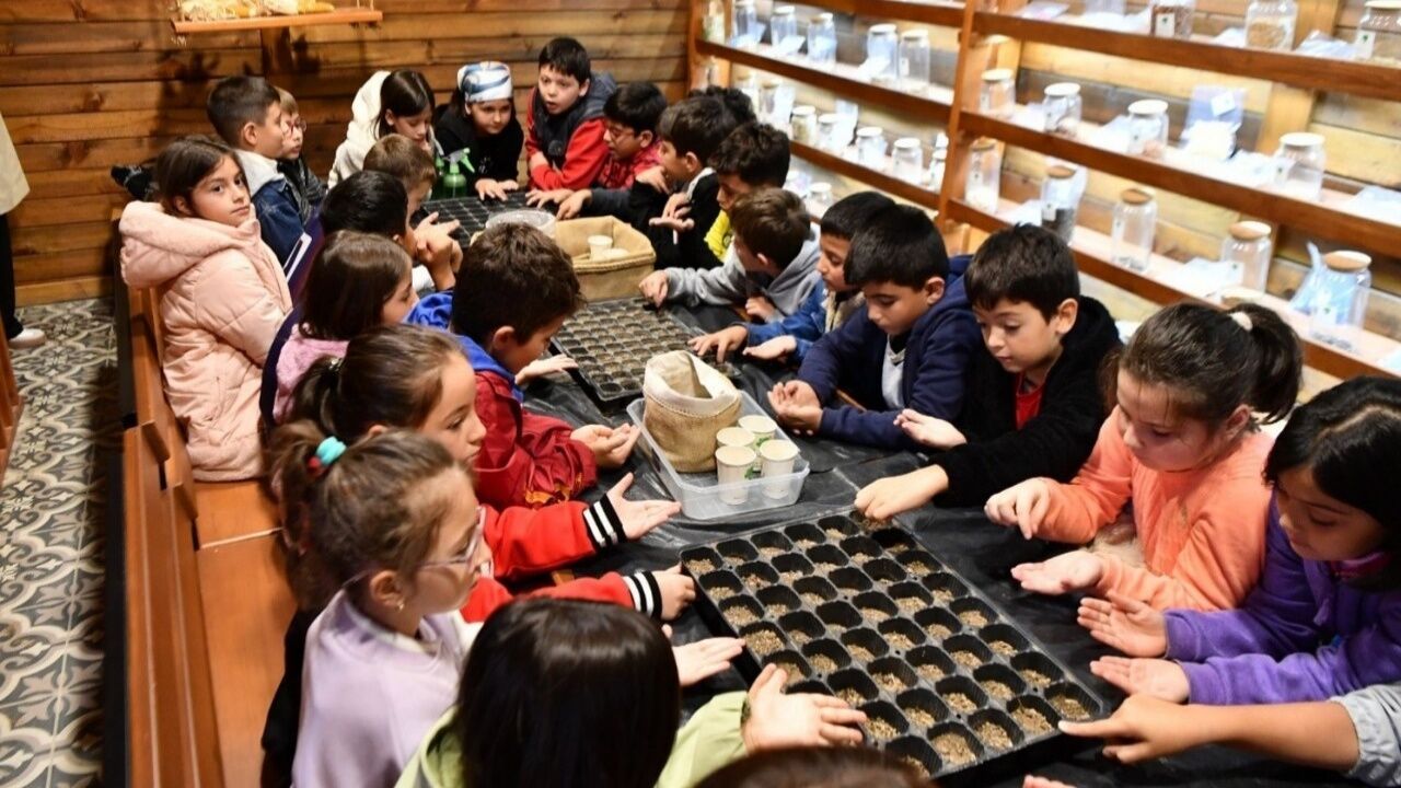 Mamak Belediyesinden Çocuklara Sürdürülebilir Tarım Eğitimi