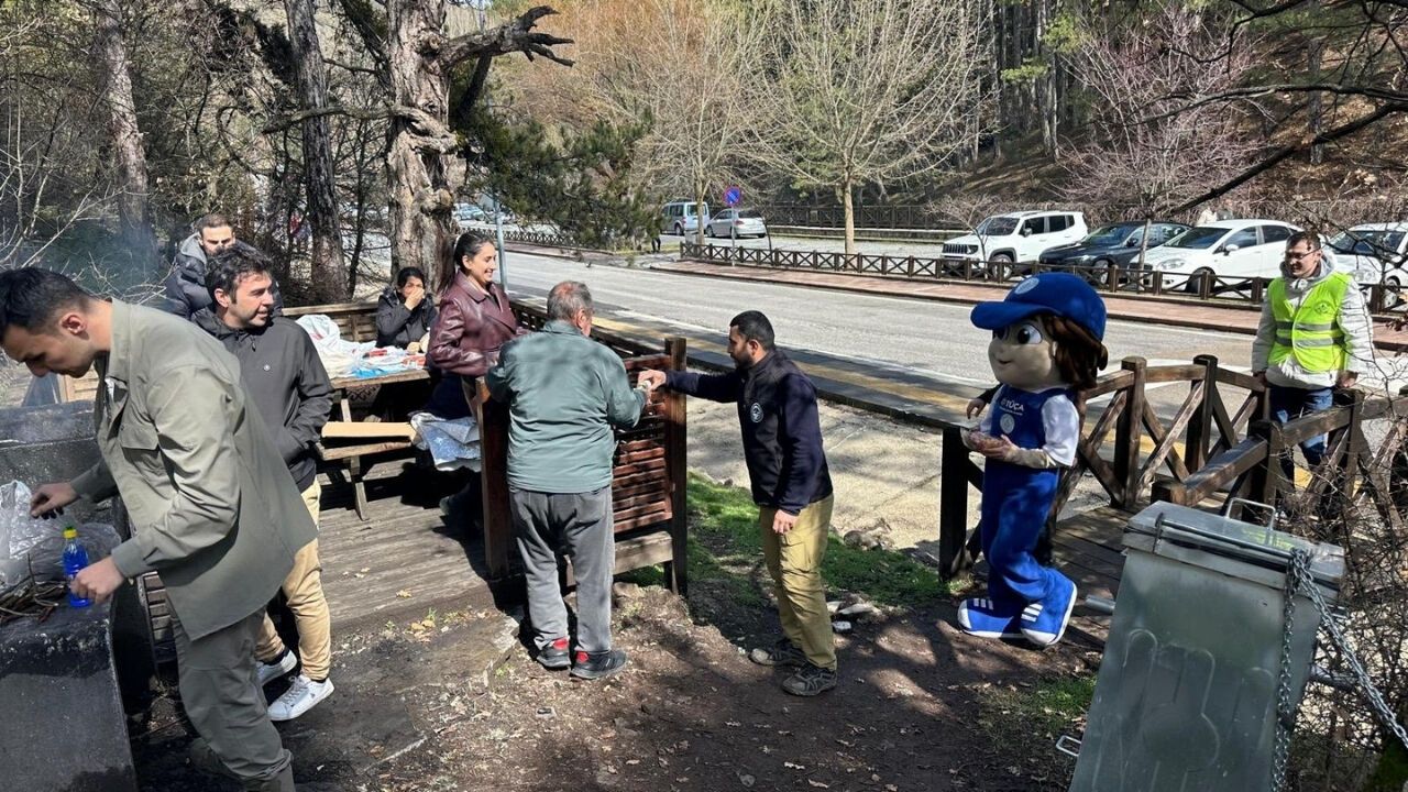 Kızılcahamam Soğuksu Milli Parkı'nda Bayramlaşma Mesaisi