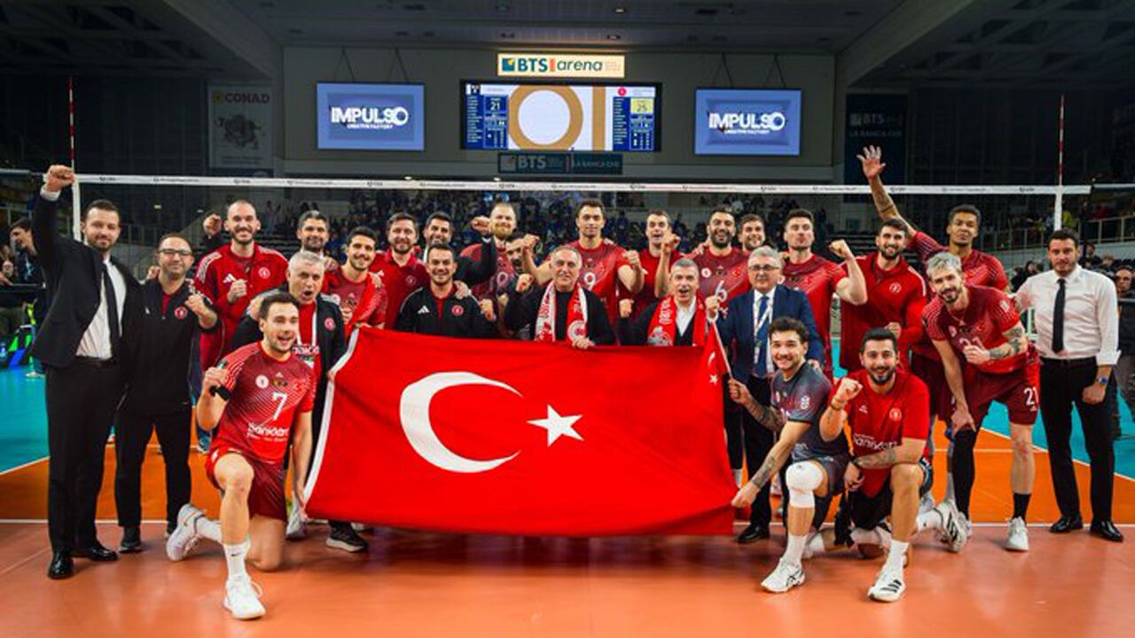 Ankara’nın Gururu Ziraat Bankkart Polonya’da Sahne Alıyor: Hedef Dörtlü Final