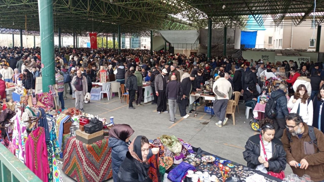 Ayrancı Antika Pazarı 5 Nisan’da Nostalji Tutkunlarını Ağırladı