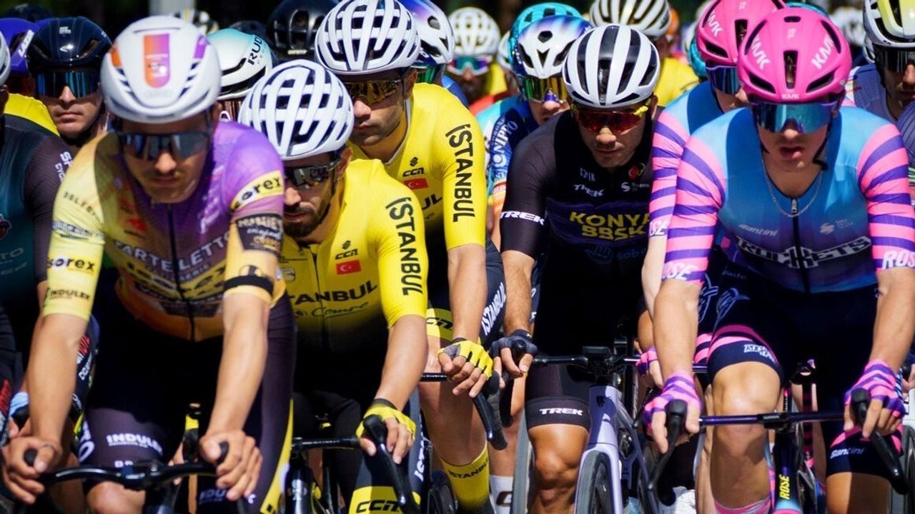 61. Cumhurbaşkanlığı Türkiye Bisiklet Turu Çeşme’den Start Aldı: Büyük Final Ankara’da