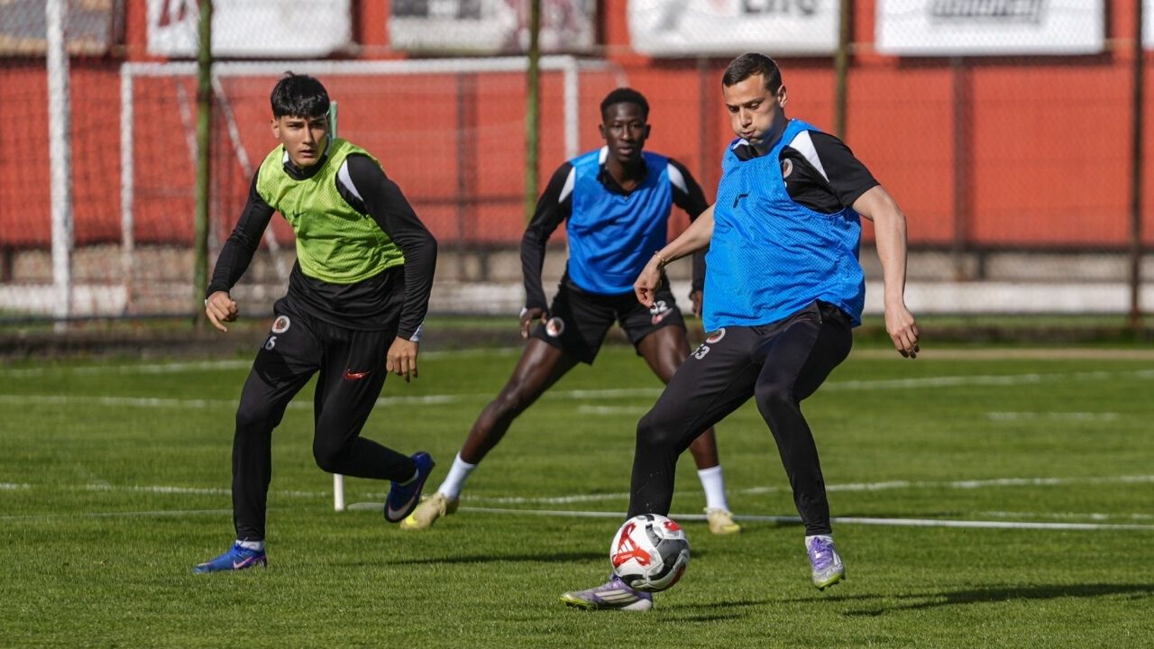 Gençlerbirliği Galibiyet Hasretini Göztepe ile Bitirmek İstiyor