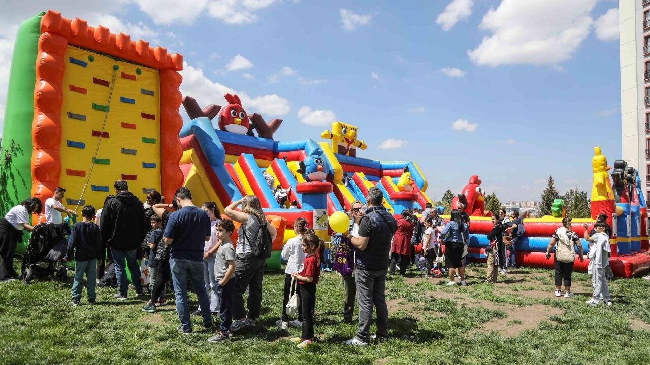 İsmet İnönü Parkı’nda 23 Nisan’a Özel Şenlik ve Konser