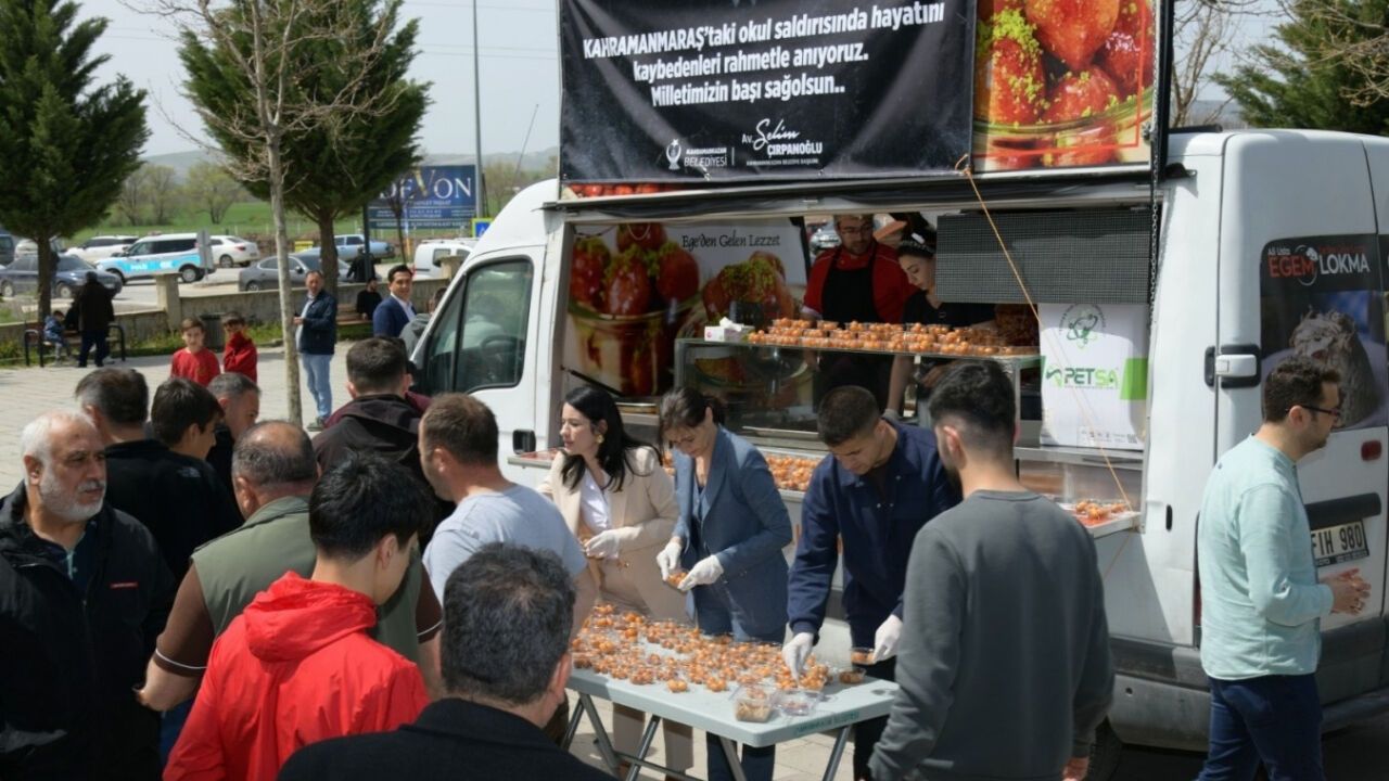 Kahramankazan, Okul Saldırısında Yaşamını Yitirenleri Unutmadı