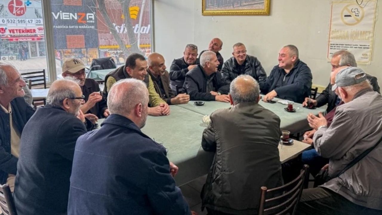 Başkan Özarslan, Şenlik Mahallesi’nde Vatandaşlarla Bir Araya Geldi