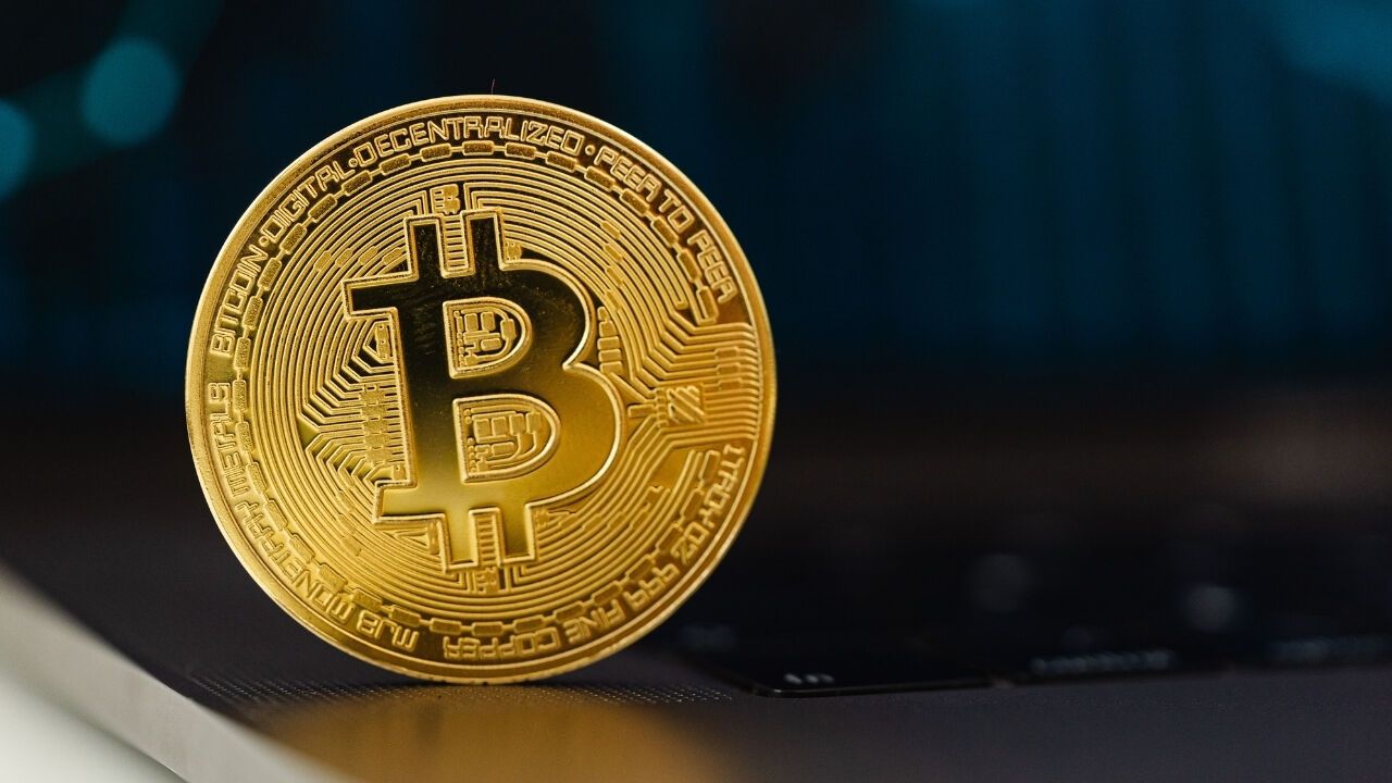Bitcoin Savaş Dinlemedi, 5 Aylık Düşüş Serisini Mart'ta Bitirdi