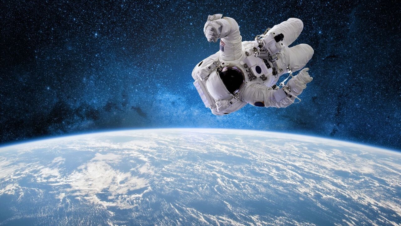 Kütle Çekim Kuvveti Nedir? Neden Bu Kadar Önemli?