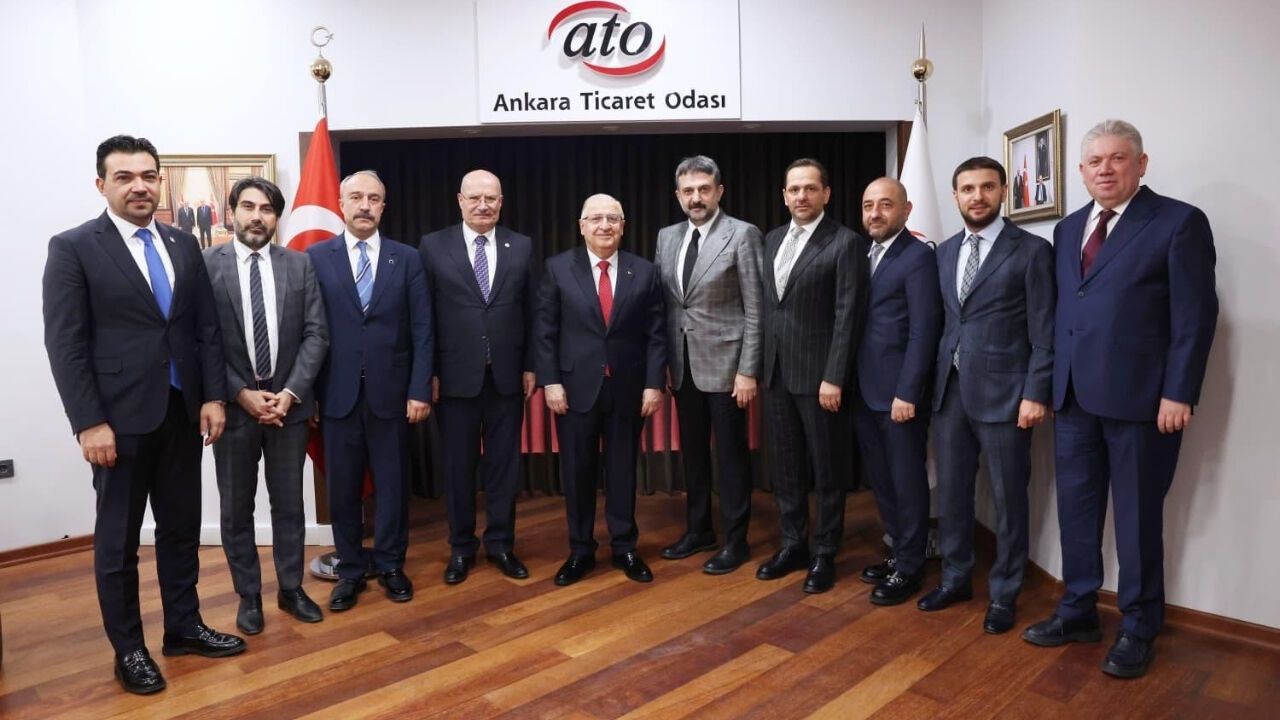 Milli Savunma Bakanı Yaşar Güler Ankara Ticaret Odası’nda