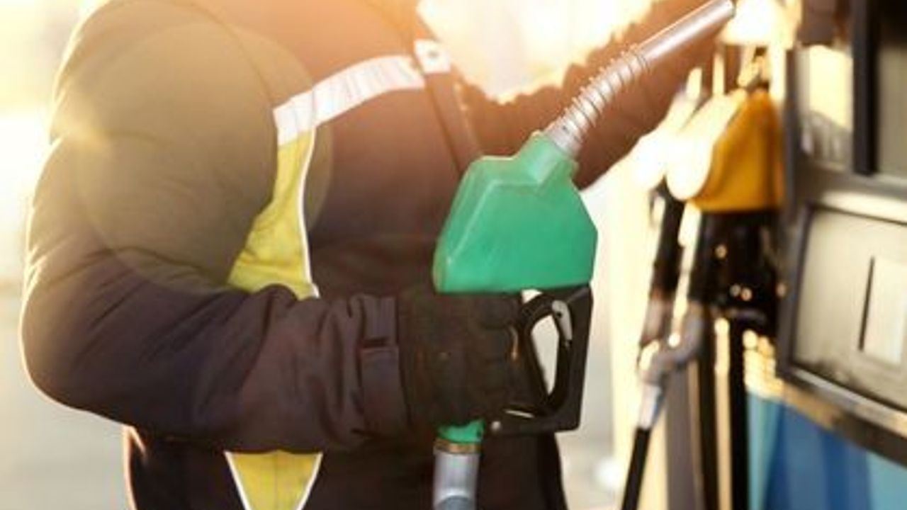 Ankara'da Motorin 77 Lirayı Aştı, Büyük İndirim için Gün Verildi