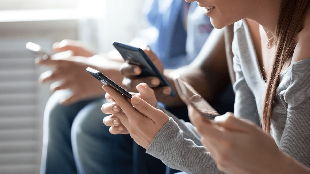 Telefonlarda 'Çocuk Sim Hattı' Dönemi Başlıyor