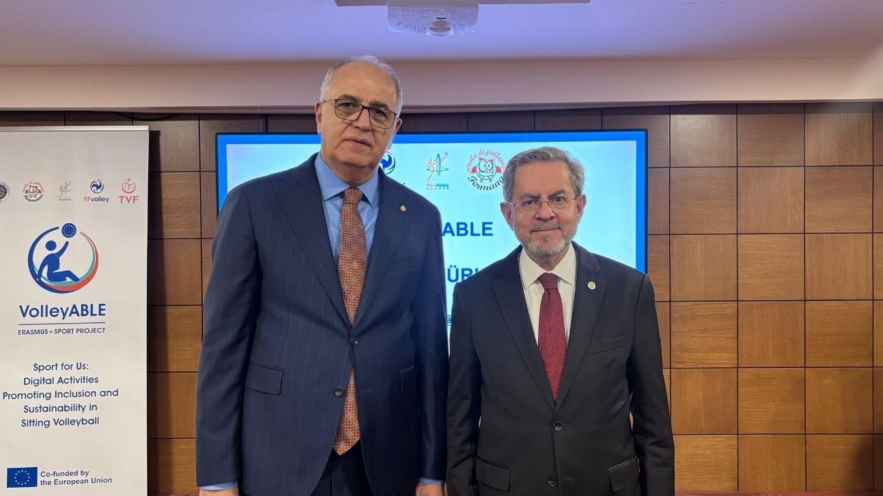 Ankara Üniversitesi ve TVF Güçlerini Birleştirdi: VolleyABLE Başlıyor