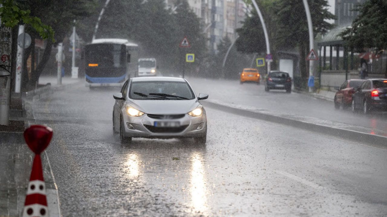 Ankara Dahil Birçok İl için Kuvvetli Sağanak Yağış Bekleniyor