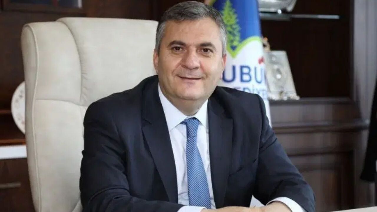 Çubuk’ta AYBÜ Öğrencilerinden Başkan Demirbaş’a Ziyaret