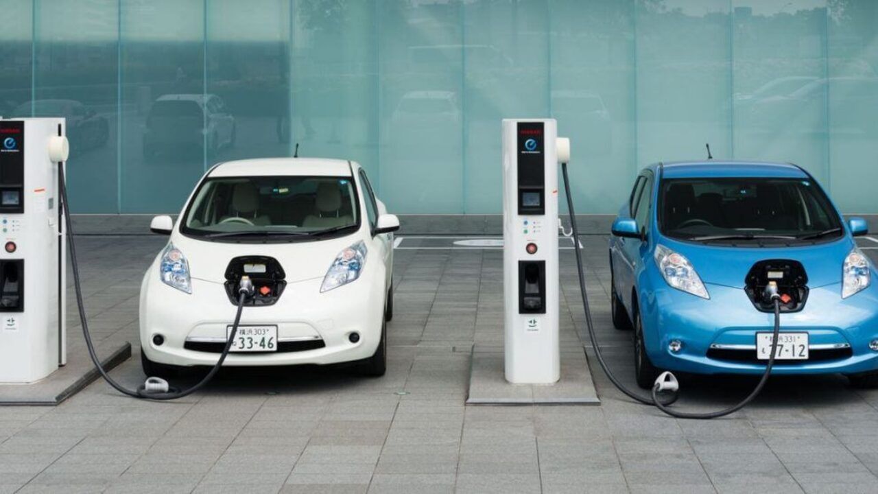 Elektrikli Otomobiller Radyasyon Yayar mı?