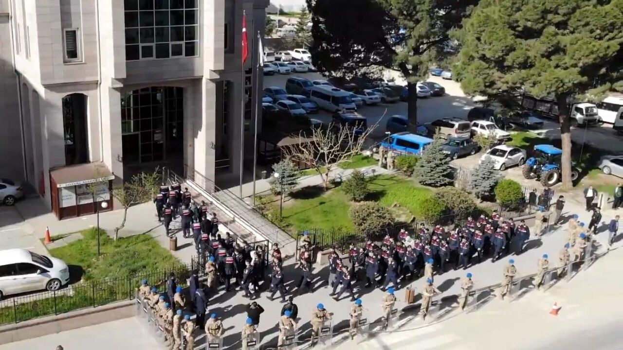 İçişleri Bakanlığı Açıkladı: 16 İlde Organize Suç Operasyonu, 198 Gözaltı