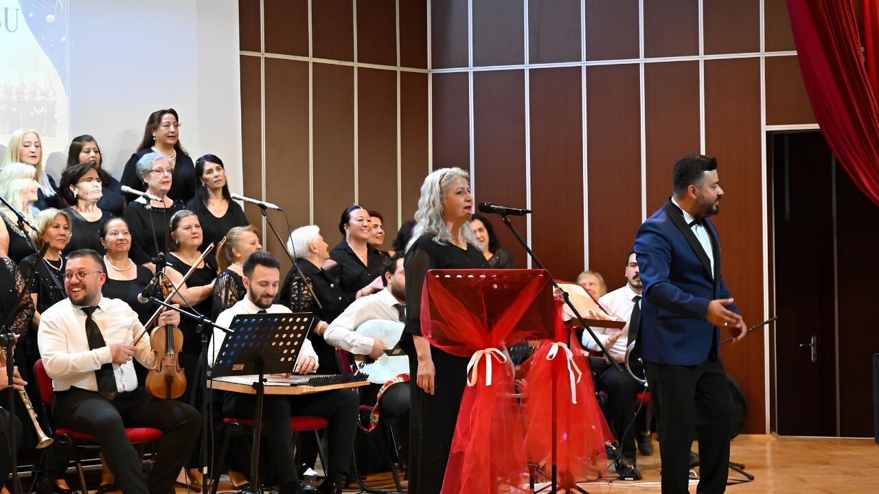 Altındağlı Kadınlar Sahnede Devleşti, Nostalji Rüzgarları Esti