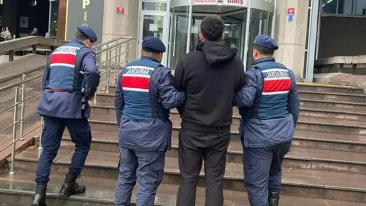 Ankara’da 111 Yıllık Cezayla Aranan İki Firari Hükümlü Yakalandı