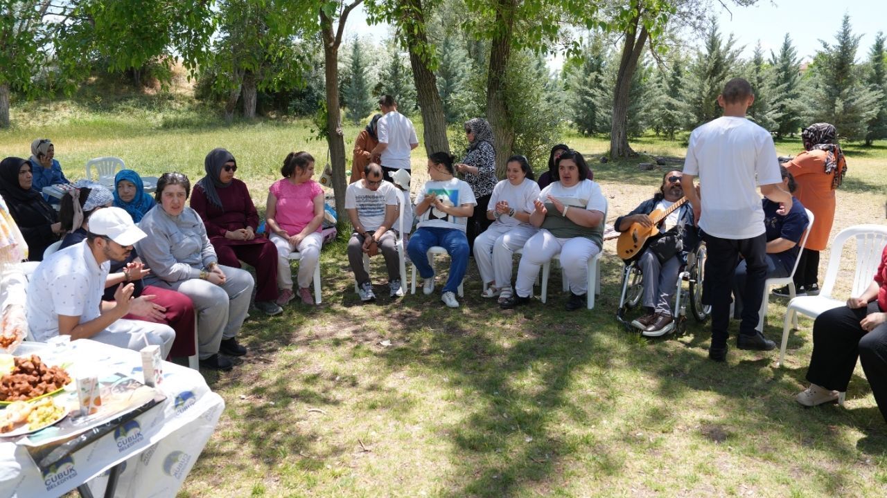 Çubuk’ta Eğitim Gören Kursiyerler “Yaza Merhaba” Pikniğinde Buluştu