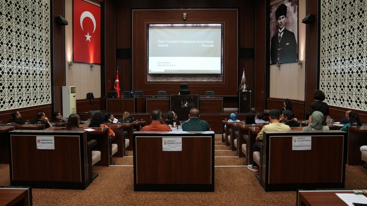 Keçiören Belediyesi’nden Personeline Resmi Yazışma Eğitimi