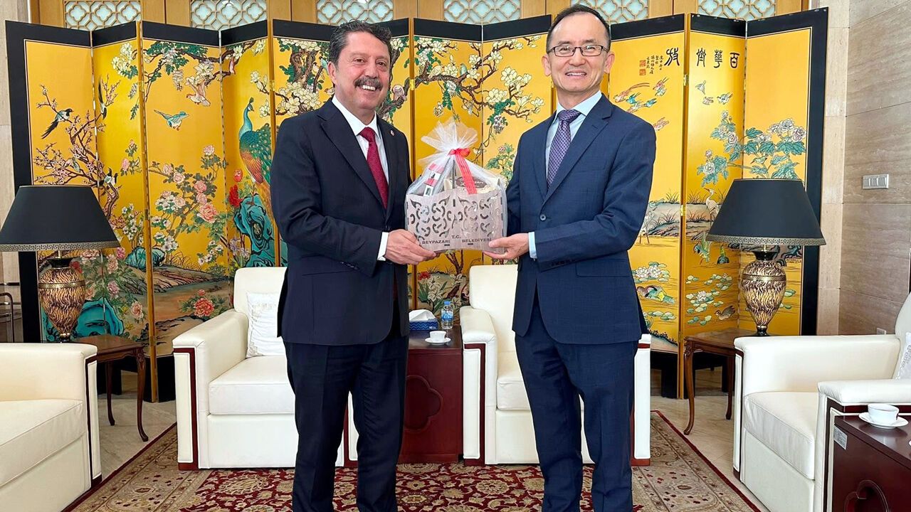 Özer Kasap, Çin Büyükelçisini Beypazarı’na Davet Etti