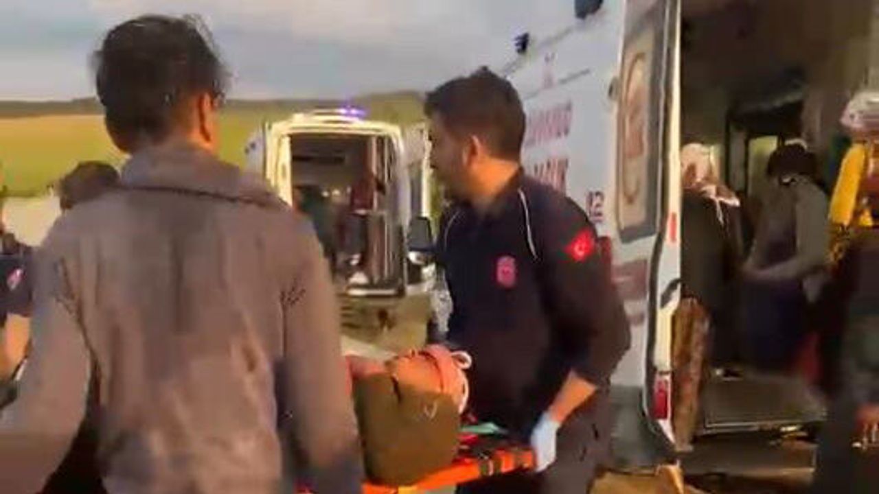 Polatlı’da Kaza: Tarım İşçilerini Taşıyan Minibüs Devrildi