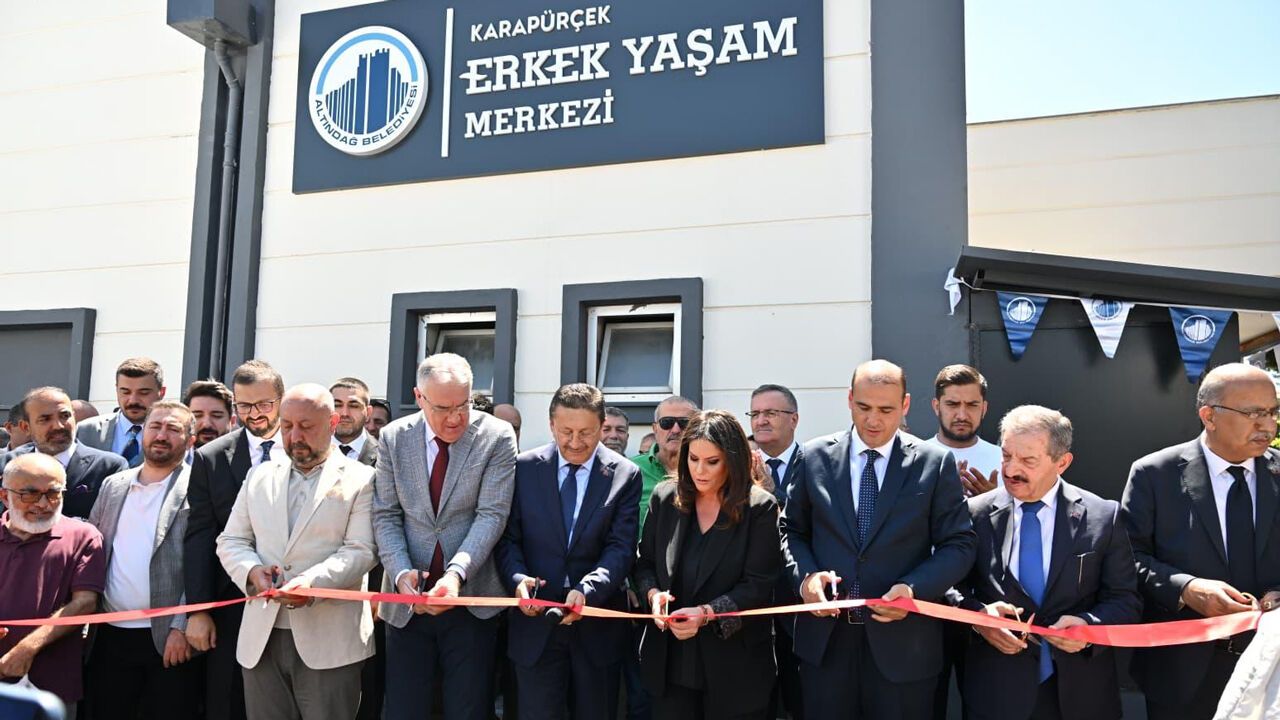 Altındağ'da Karapürçek Mahalle Konağı ve Erkek Yaşam Merkezi Açıldı