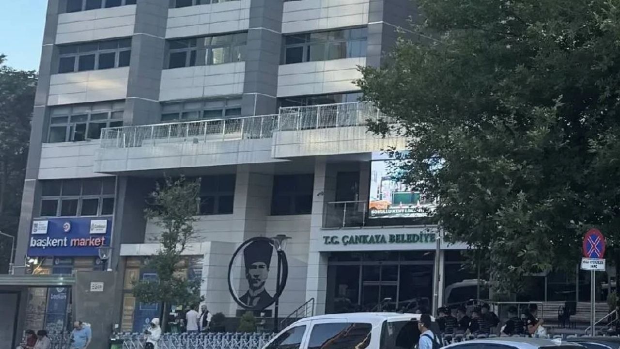 Çankaya Belediyesine Polis Operasyonu Başlatıldı