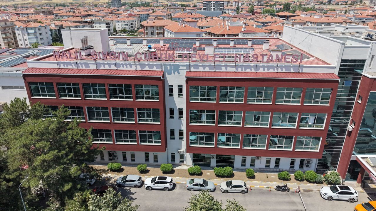 Çubuk Devlet Hastanesi Güneşten Elektrik Üretip Enerji Tasarrufu Sağlayacak