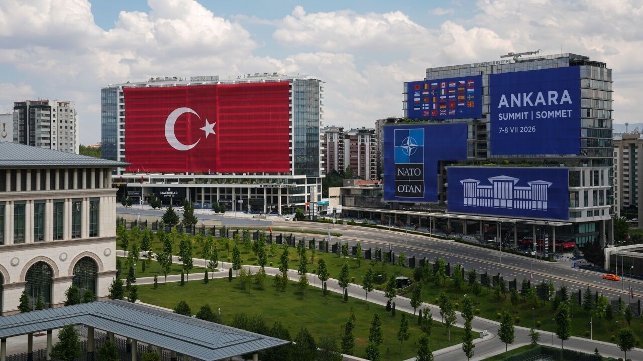 Cumhurbaşkanlığı Külliyesi'nde NATO Zirvesi Hazırlıkları Tamamlandı